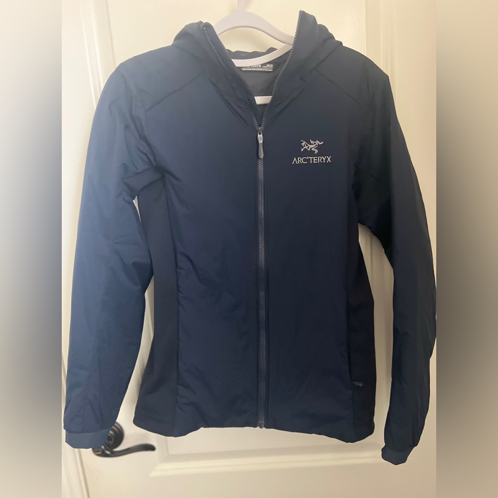 Women Arcteryx Aton LT jacket